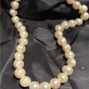 Natural South Seas 9mm to 11mm Pearl necklace